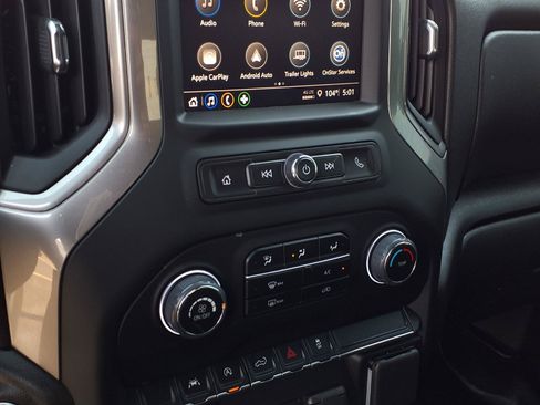 Used 2024 Chevrolet Silverado 1500 Custom w/ Turbomax Blackout Package AWD/4WD image 8