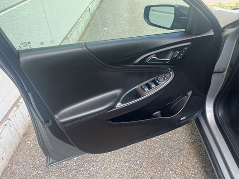 Used 2025 Chevrolet Malibu LT w/ Redline Edition image 17