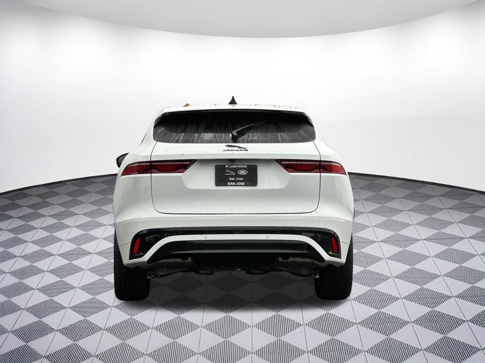 New 2025 Jaguar F-PACE R-Dynamic S AWD/4WD image 9