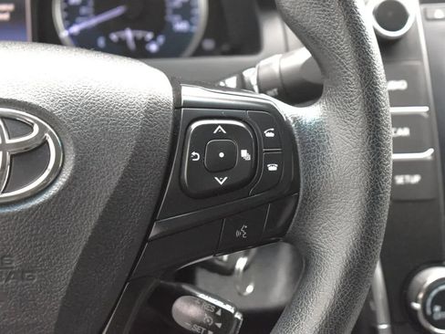 Used 2016 Toyota Camry LE FWD image 8