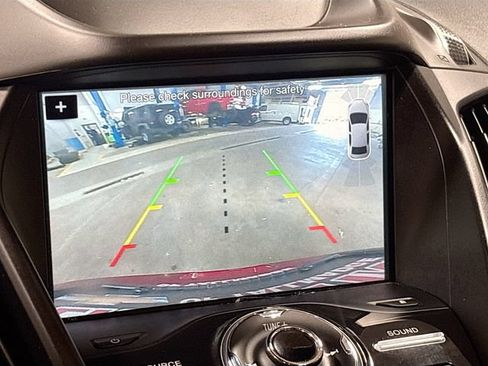 Used 2018 Ford Escape Titanium w/ Ford Safe & Smart Package AWD/4WD image 13