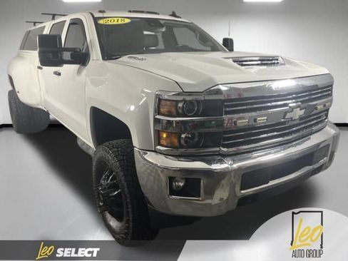 Used 2018 Chevrolet Silverado 3500 LTZ w/ Duramax Plus Package AWD/4WD image 4