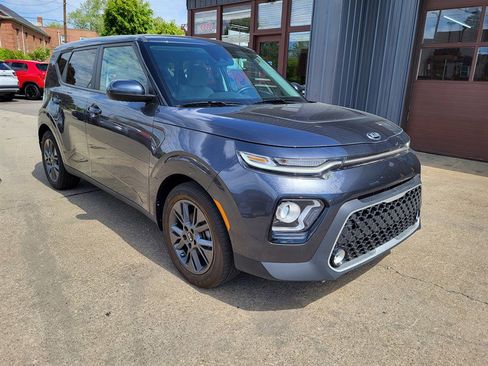 Used 2020 Kia Soul EX FWD image 1