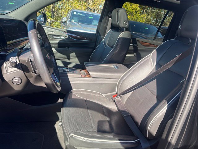 Used 2024 Cadillac Escalade ESV Premium Luxury w/ LPO, Floor Liner Package AWD/4WD image 3