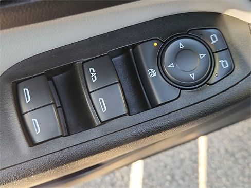 Certified 2023 Chevrolet Equinox LS w/ LS Convenience Package image 22