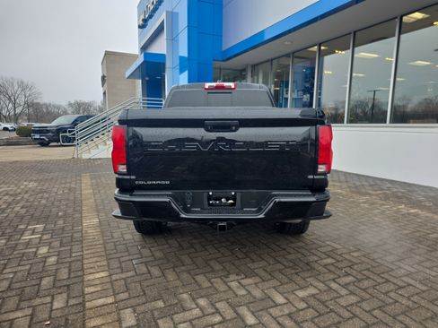 Used 2023 Chevrolet Colorado Z71 w/ Z71 Convenience Package 2 image 4