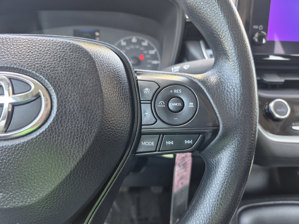 Used 2024 Toyota Corolla LE FWD image 19