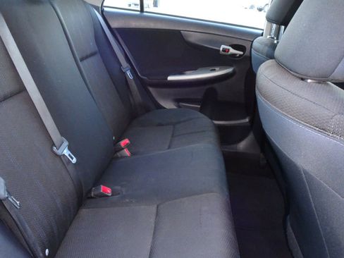 Used 2012 Toyota Corolla S image 14