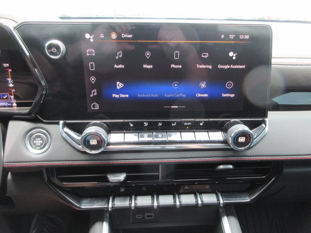 Used 2023 Chevrolet Colorado Z71 w/ Z71 Convenience Package 2 AWD/4WD image 30