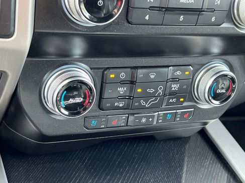 Used 2020 Ford F350 Platinum image 20