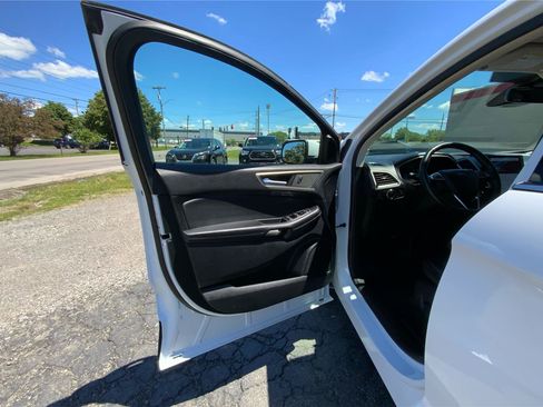 Used 2024 Ford Edge SEL AWD/4WD image 20