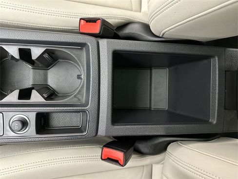 Used 2025 Audi Q3 2.0T Premium Plus w/ Premium Plus Package image 21