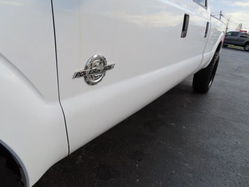 Used 2011 Ford F250 XL w/ PWR Equipment Group image 14