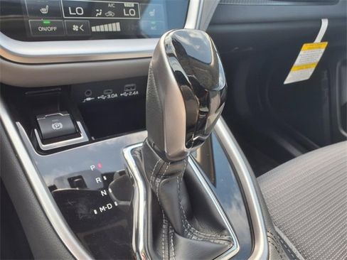 New 2025 Subaru Outback Premium image 19