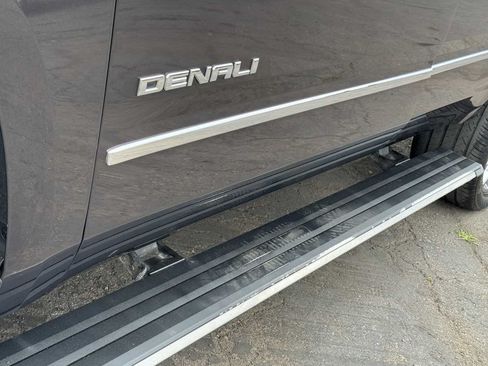 Used 2016 GMC Yukon Denali w/ Open Road Package RWD image 8