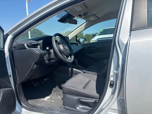 Used 2024 Toyota Corolla LE FWD image 7