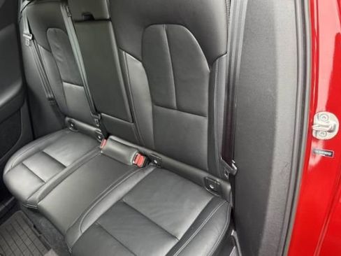 Used 2023 Volvo XC40 B5 Ultimate w/ Protection Package Premier AWD/4WD image 18