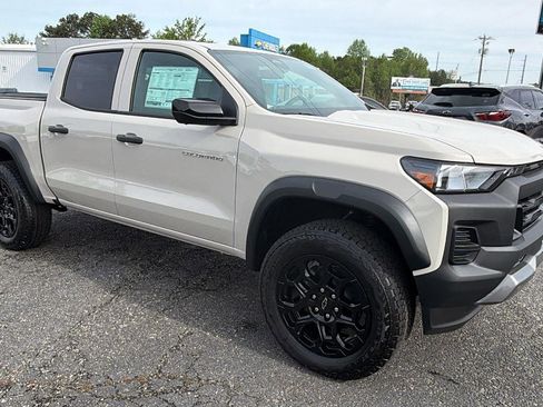 New 2026 Chevrolet Colorado Trail Boss AWD/4WD image 3