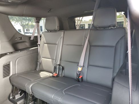 Certified 2024 GMC Yukon XL Denali w/ Denali Reserve Package AWD/4WD image 13