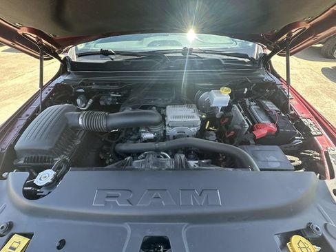 Used 2022 RAM 1500 Laramie AWD/4WD image 32