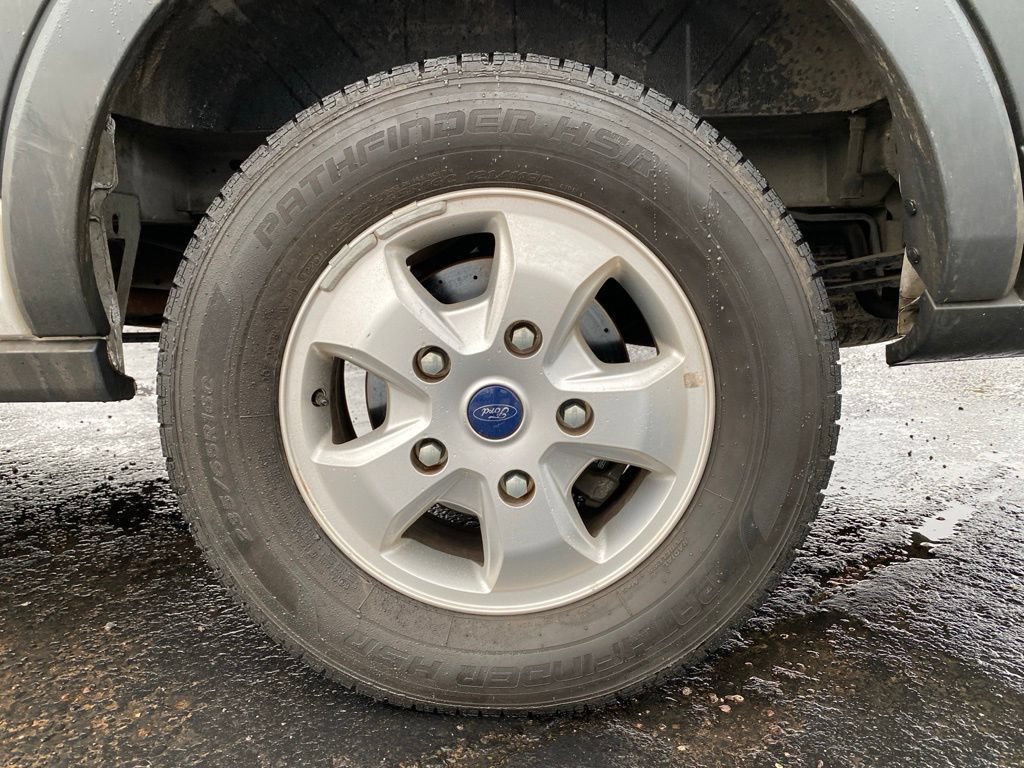 Used 2017 Ford Transit 350 XLT RWD image 18