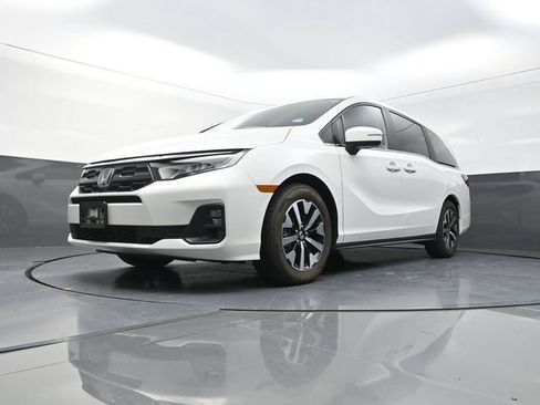 Used 2025 Honda Odyssey EX-L image 31