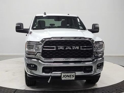 Used 2024 RAM 2500 Big Horn AWD/4WD image 2