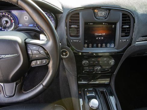 Used 2018 Chrysler 300 S w/ Safetytec Plus Group image 14