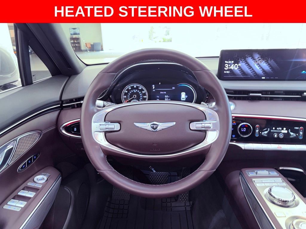 Used 2022 Genesis GV70 2.5T w/ Advanced Package AWD/4WD image 12