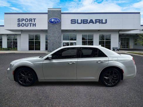 Used 2023 Chrysler 300 S RWD image 7