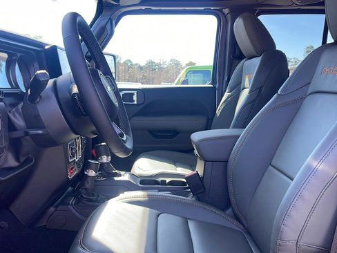 New 2026 Jeep Gladiator Mojave image 14