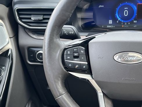 Certified 2022 Ford Explorer Platinum w/ Equipment Group 601A image 22