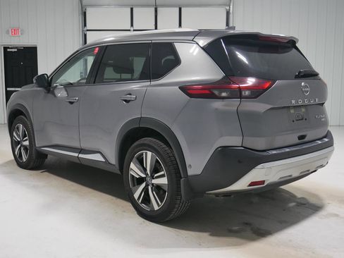 Used 2022 Nissan Rogue Platinum w/ Head-Up Display Package image 7