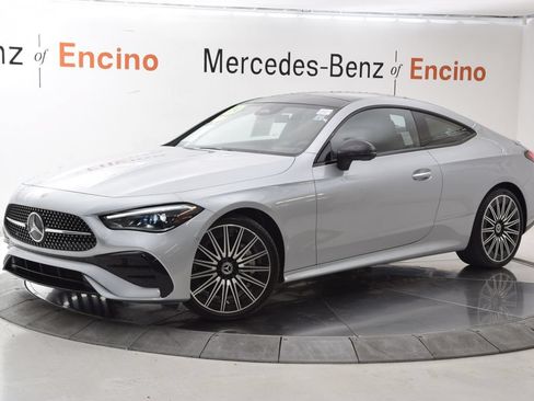 Used 2024 Mercedes-Benz CLE 450 4MATIC Coupe image 2