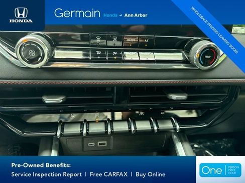 Used 2023 Chevrolet Colorado Z71 w/ Advanced Trailering Package AWD/4WD image 29
