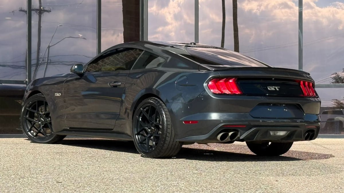 Used 2019 Ford Mustang GT w/ Performance Package - Level 2 RWD image 7
