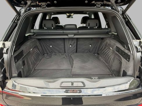 Used 2025 BMW X5 xDrive50e AWD/4WD image 16