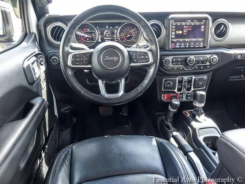 Used 2021 Jeep Wrangler Unlimited Rubicon w/ Dual Top Group AWD/4WD image 13