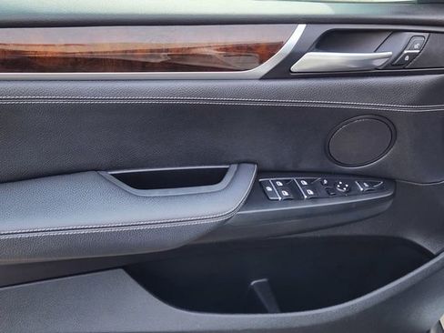 Used 2017 BMW X3 xDrive28i image 12