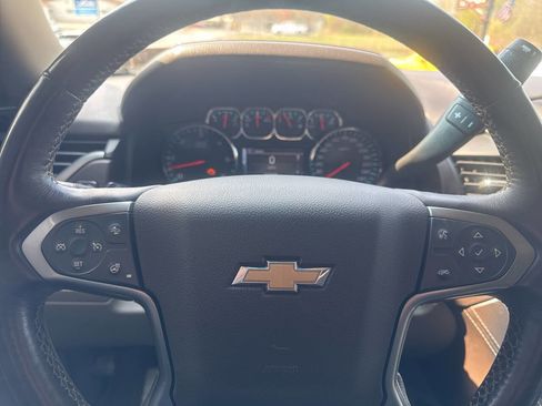 Used 2015 Chevrolet Suburban LTZ AWD/4WD image 44