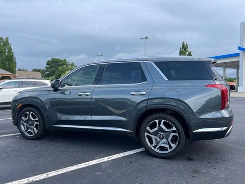 Used 2023 Hyundai Palisade Limited FWD image 8