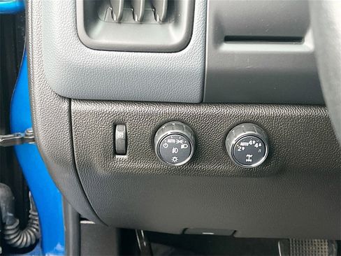 Used 2022 Chevrolet Colorado Z71 image 10