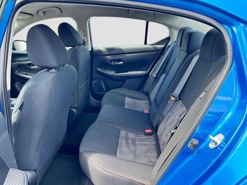Certified 2023 Nissan Sentra SR FWD image 18