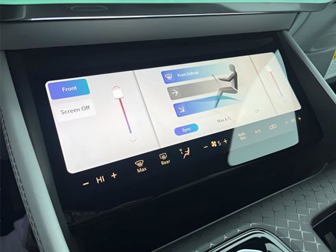 Used 2025 Jeep Wagoneer S Limited image 18