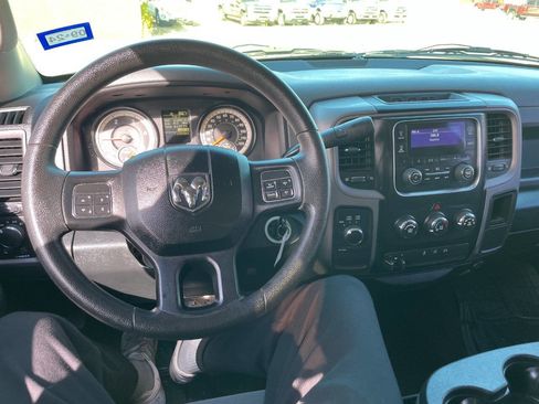 Used 2016 RAM 3500 Tradesman w/ Chrome Appearance Group image 33