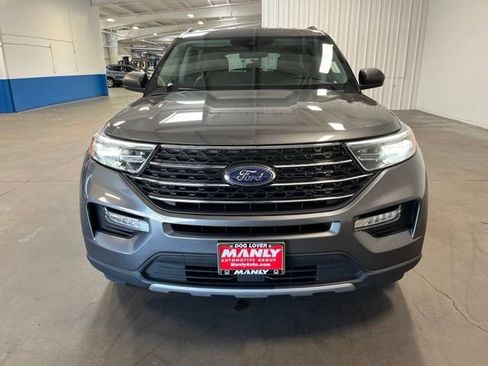 Used 2023 Ford Explorer XLT w/ Equipment Group 202A AWD/4WD image 8