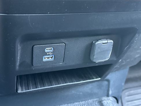 Used 2022 Ford F350 XL w/ Power Equipment Group RWD image 24