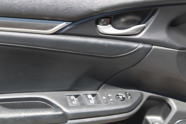 Used 2019 Honda Civic EX-L image 12