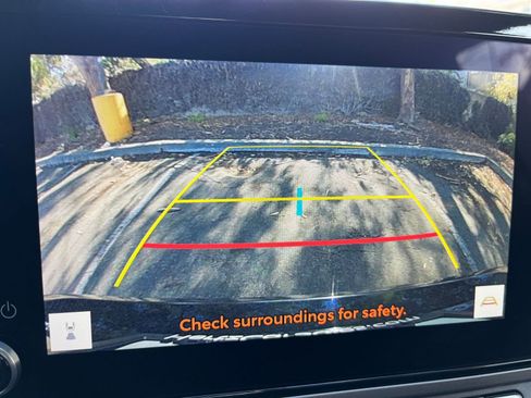 Used 2025 Toyota Camry LE image 17