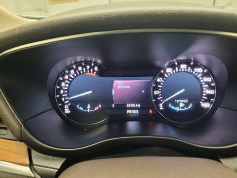 Used 2017 Lincoln MKC Select w/ Select Plus Package image 23